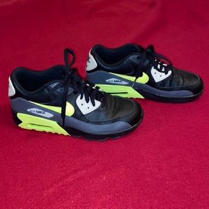 Nike Women’s Air Max Neon Green and Black